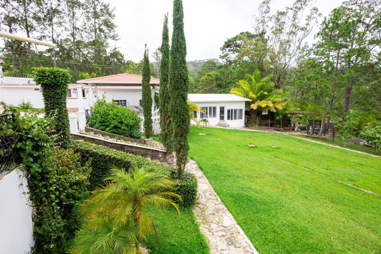 Hotel Cocoview, Bar & Restaurante Valle de Ángeles Eksteriør billede